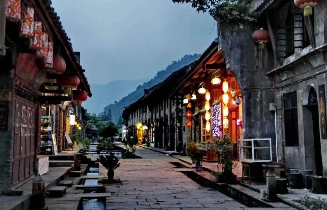姚玉忠:盗200余古墓,身价高达5亿,被捕时账户竟空空如也